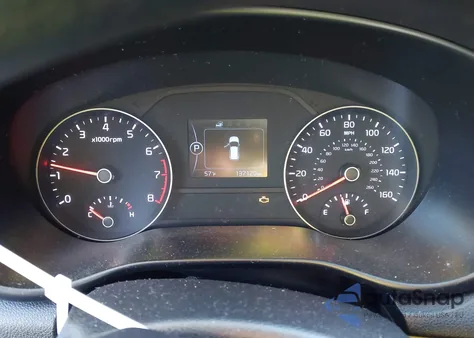 2018 Kia Sportage Lx z USA, uszkodzony, nr VIN KNDPM3AC2J7312598